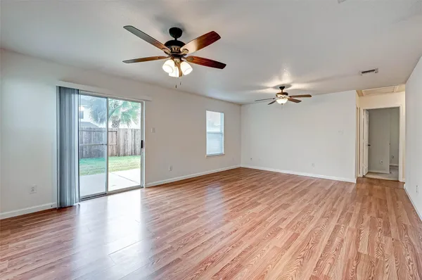 $2,000 | 7910 Raven Creek Lane, Cypress, TX 77433