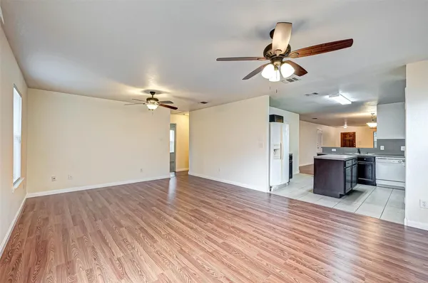 $2,000 | 7910 Raven Creek Lane, Cypress, TX 77433