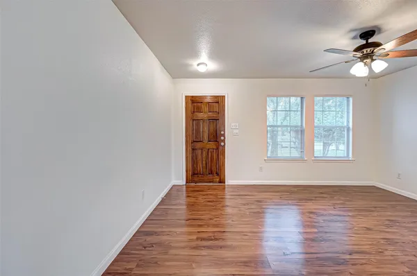 $2,000 | 7910 Raven Creek Lane, Cypress, TX 77433