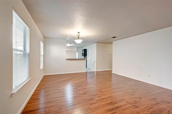 $2,000 | 7910 Raven Creek Lane, Cypress, TX 77433