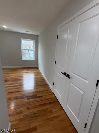 $2,650 | 214 South 10th Street, Newark, NJ 07103