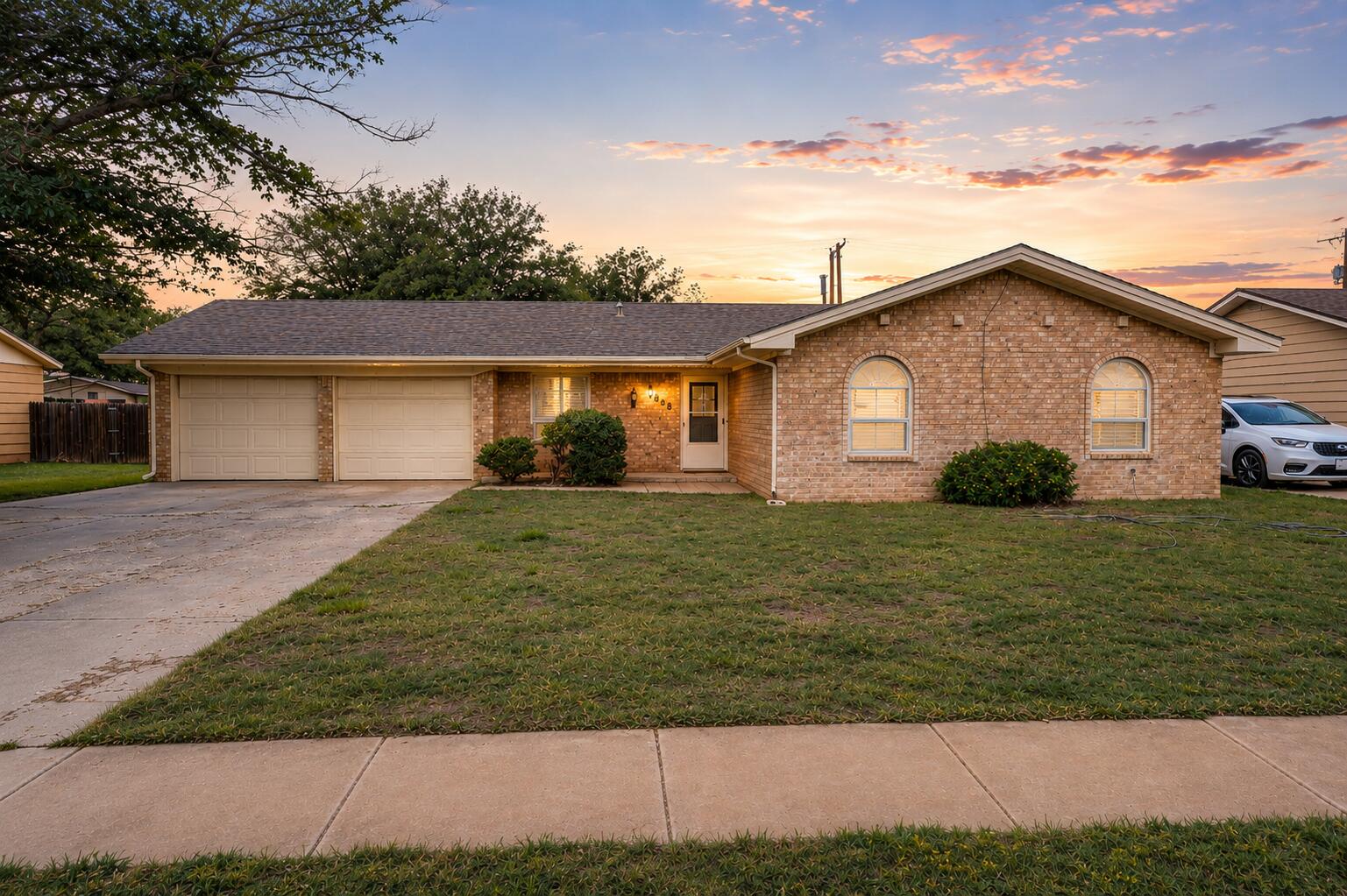 4826 9th Street Lubbock, TX 79416 - Photo 2 of 30 9thtwilight
