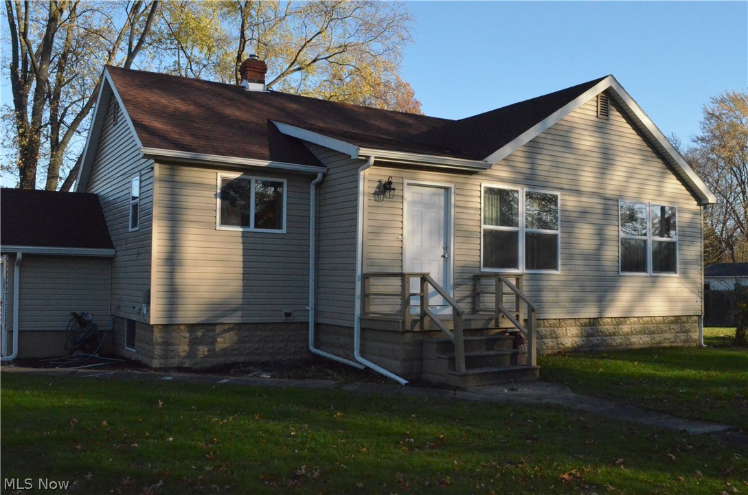 3011 Ridge Road Warren, OH 44484 - Photo 2 of 33 Gallery Image 2