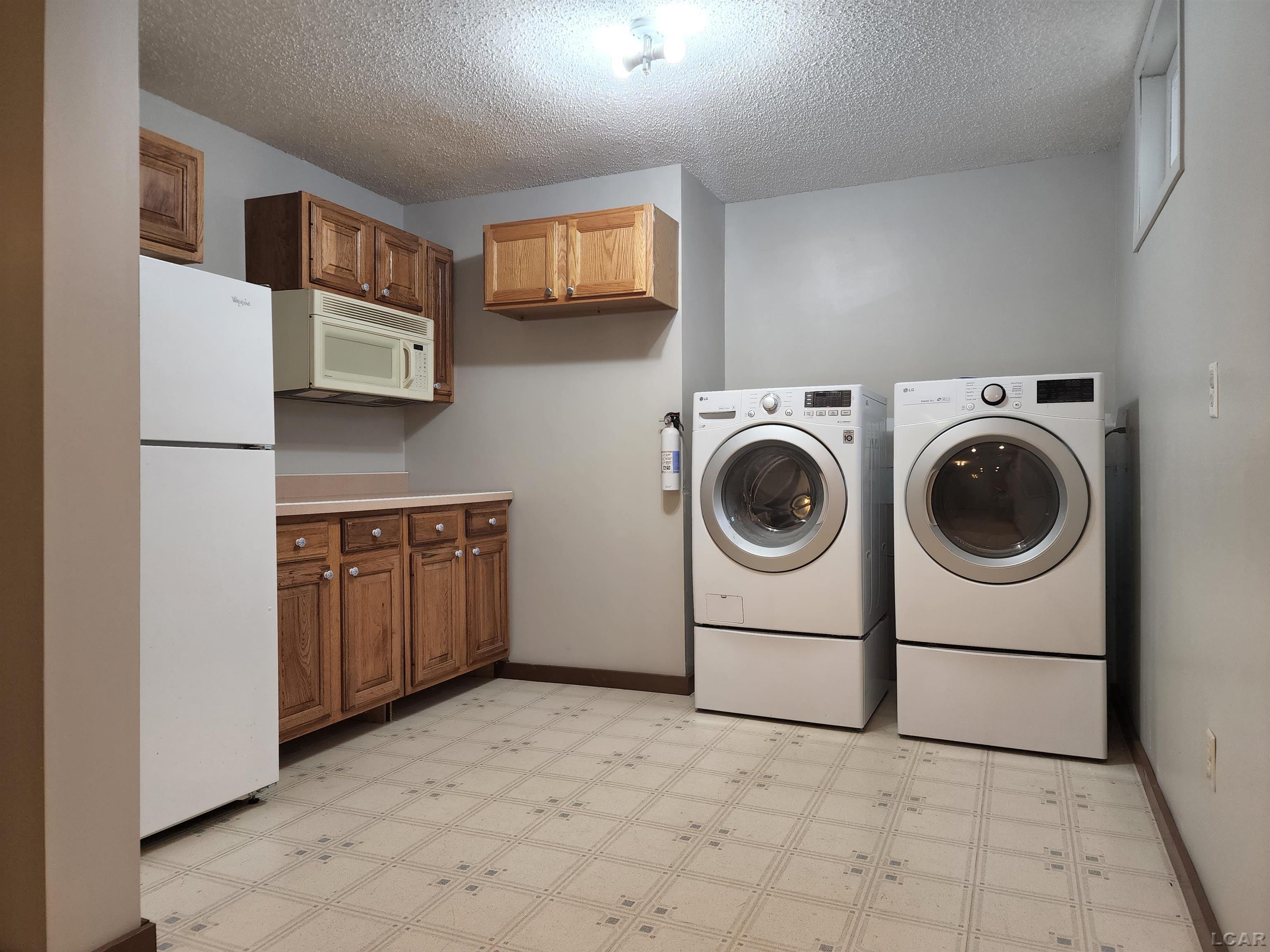 3901 Spielman Road Adrian, MI 49221 - Photo 23 of 34 50083842-25.JPG