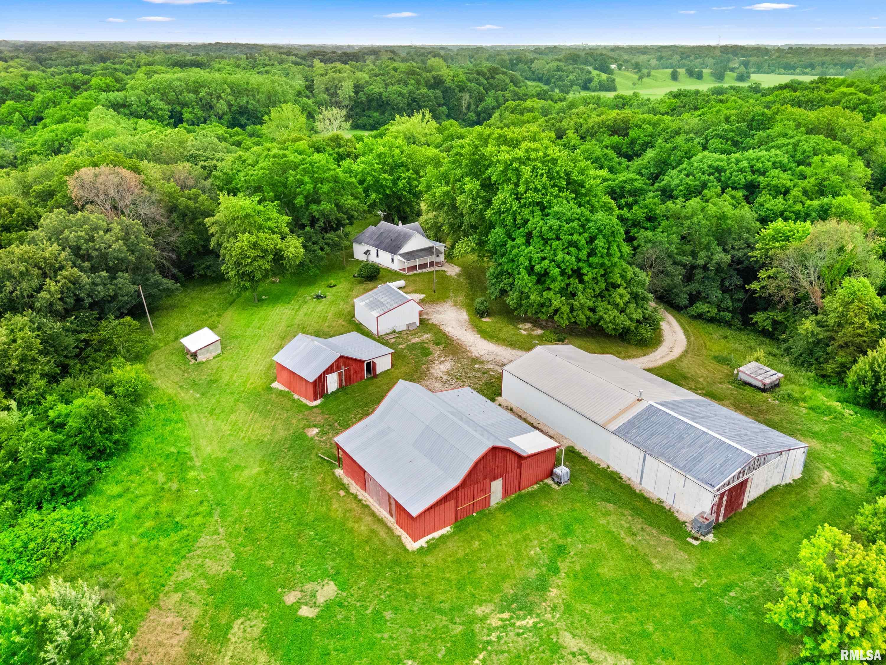 7021 South Clauson Road Glasford, IL 61533 - Photo 4 of 34