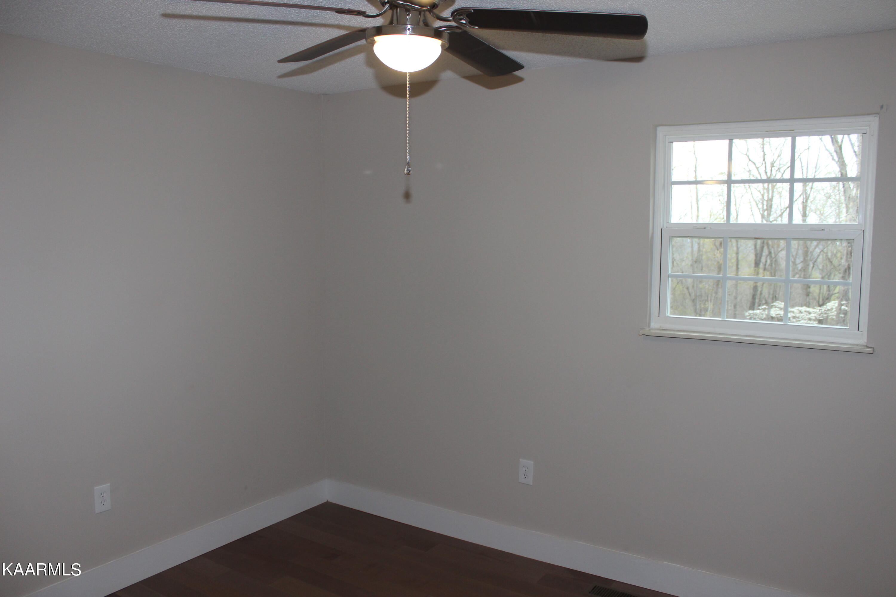 357 Big Ridge Park Road Maynardville, TN 37807 - Photo 20 of 32 IMG_0052