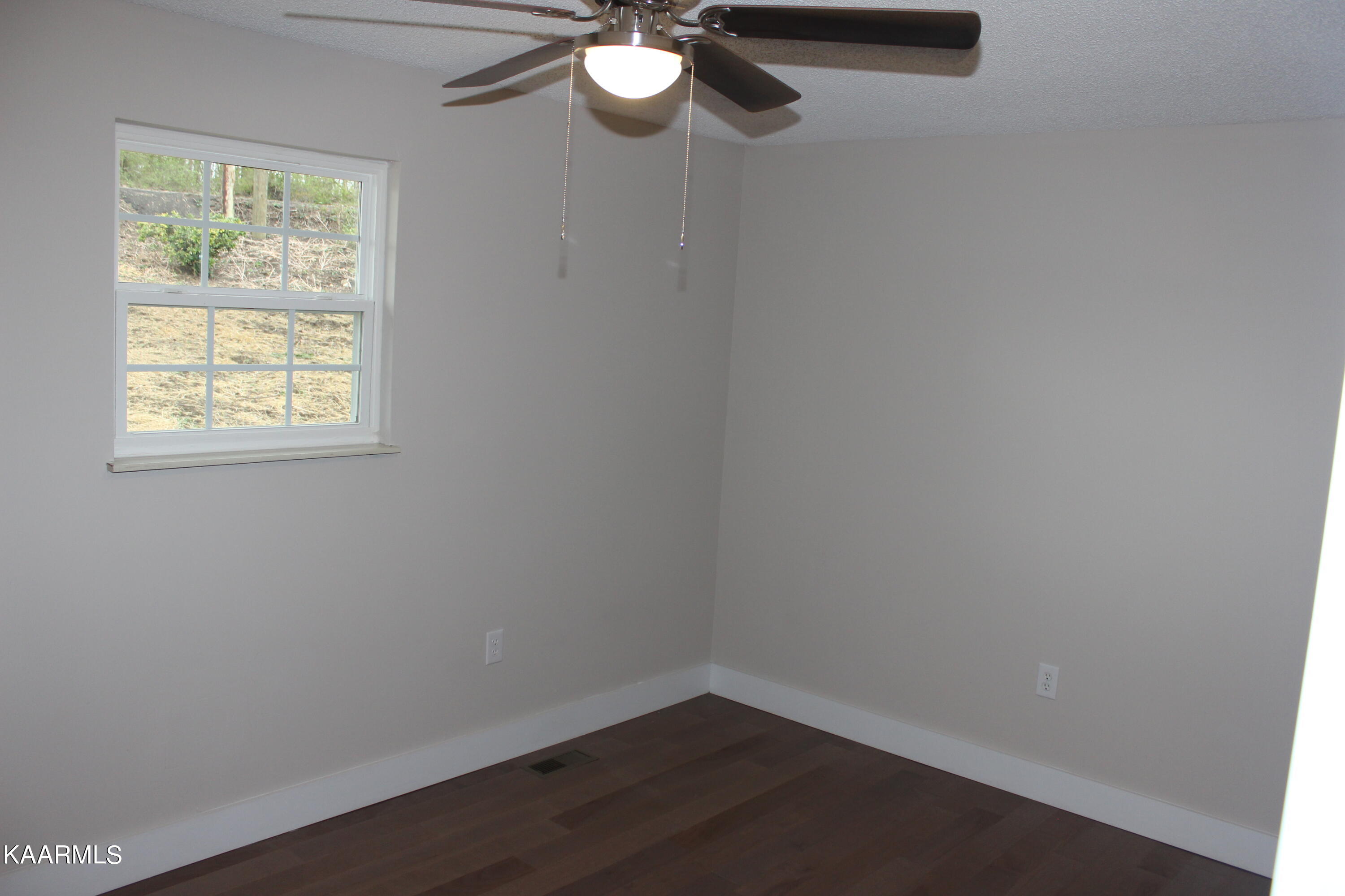 357 Big Ridge Park Road Maynardville, TN 37807 - Photo 22 of 32 IMG_0054