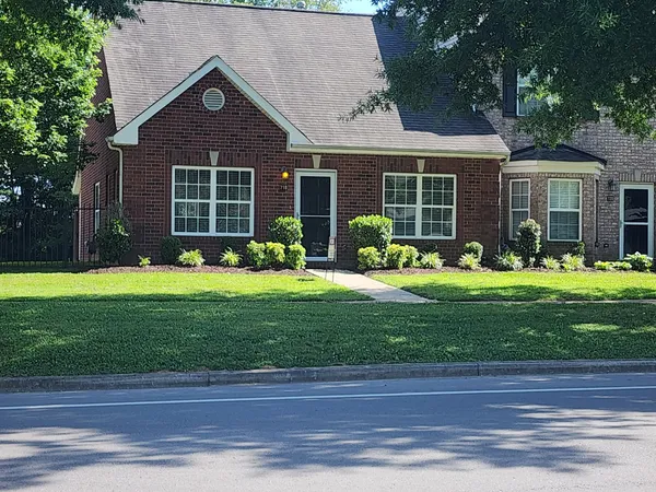 $2,400 | 718 Del Rio Pike, Unit 718, Franklin, TN 37064