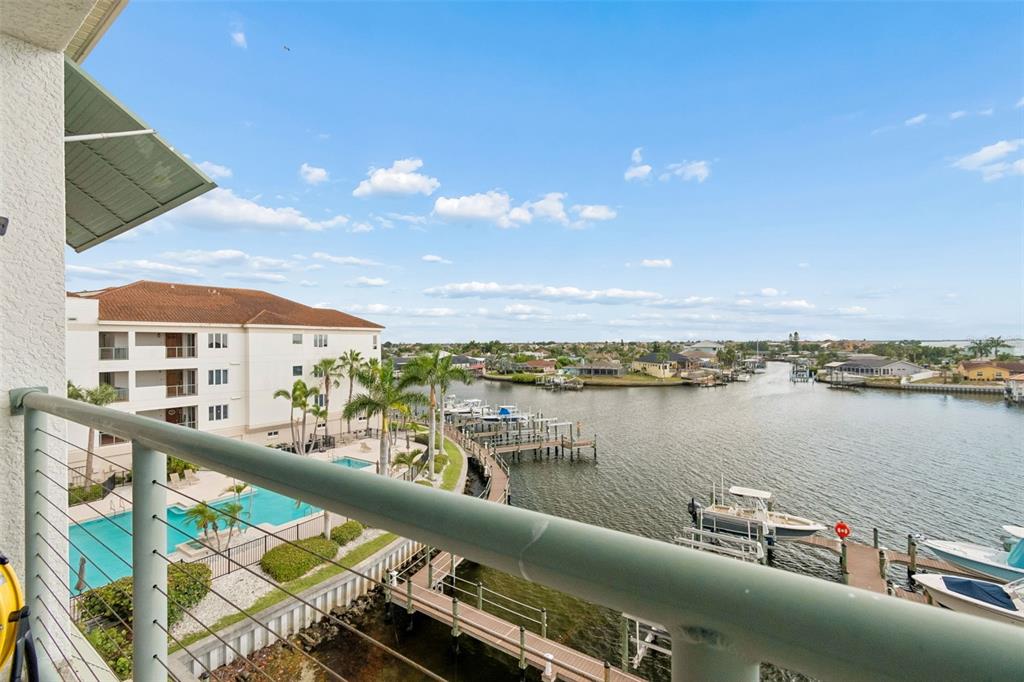 1038 Bellasol Way, Unit 403 Apollo Beach, FL 33572 - Photo 38 of 89