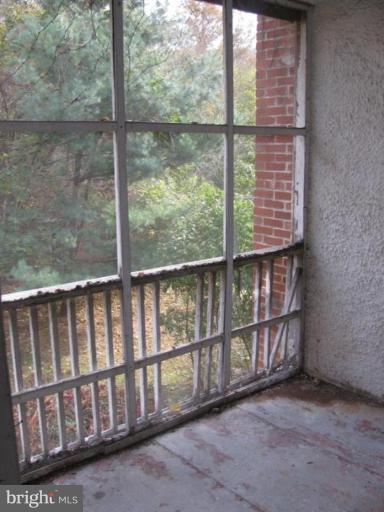 3471 Remount Road Front Royal, VA 22630 - Photo 24 of 30 Screened-in Porch
