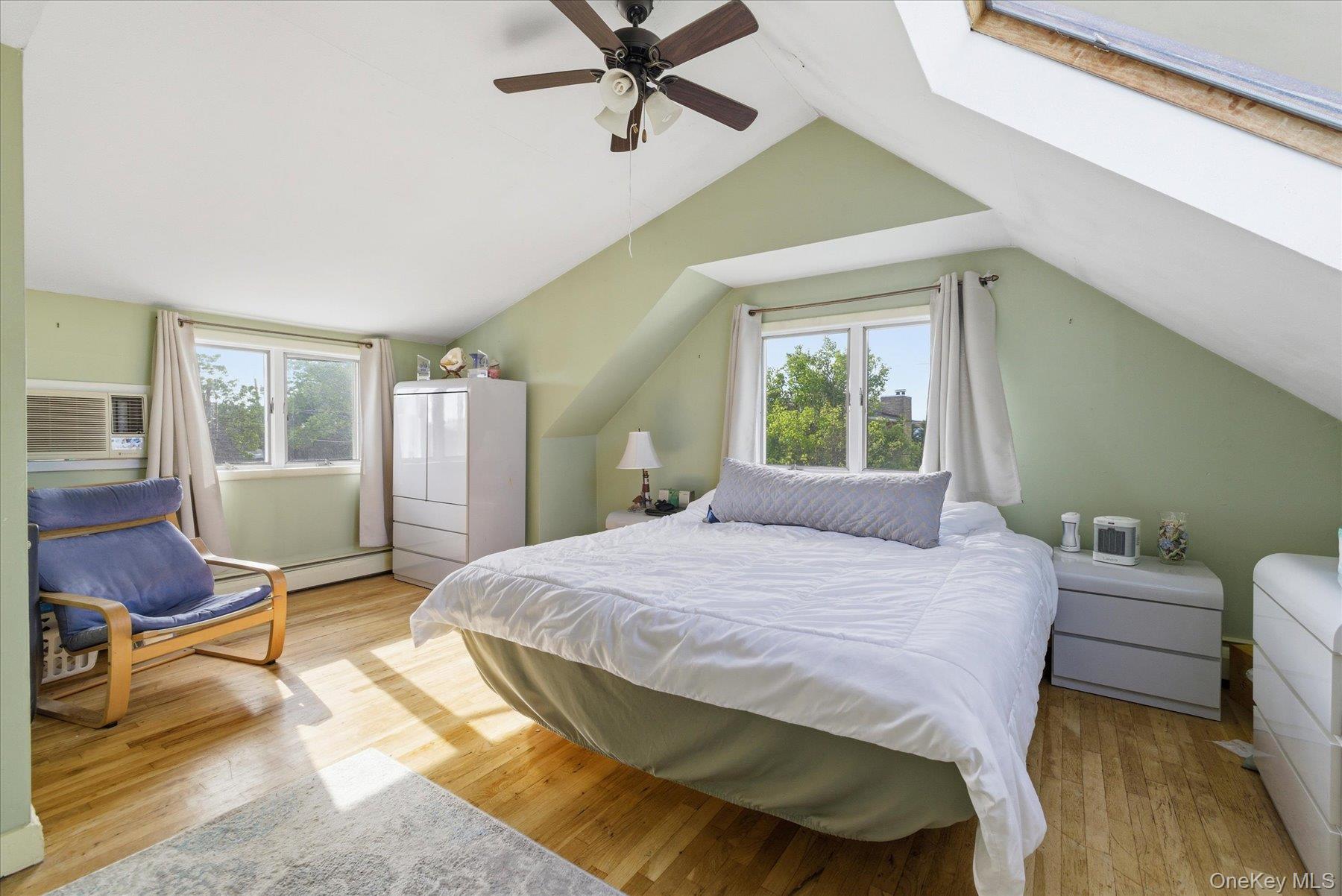 34 Seabreeze Road Massapequa, NY 11758 - Photo 20 of 25