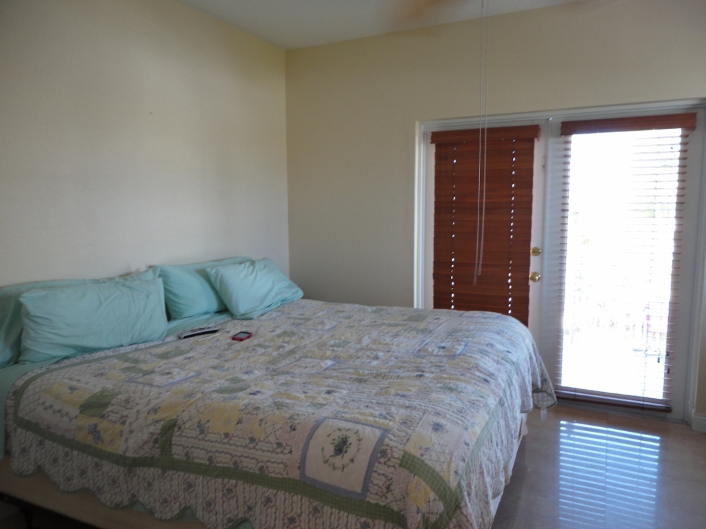 280 Lower Matecumbe Road Key Largo, FL 33037 - Photo 7 of 19 Another bedroom