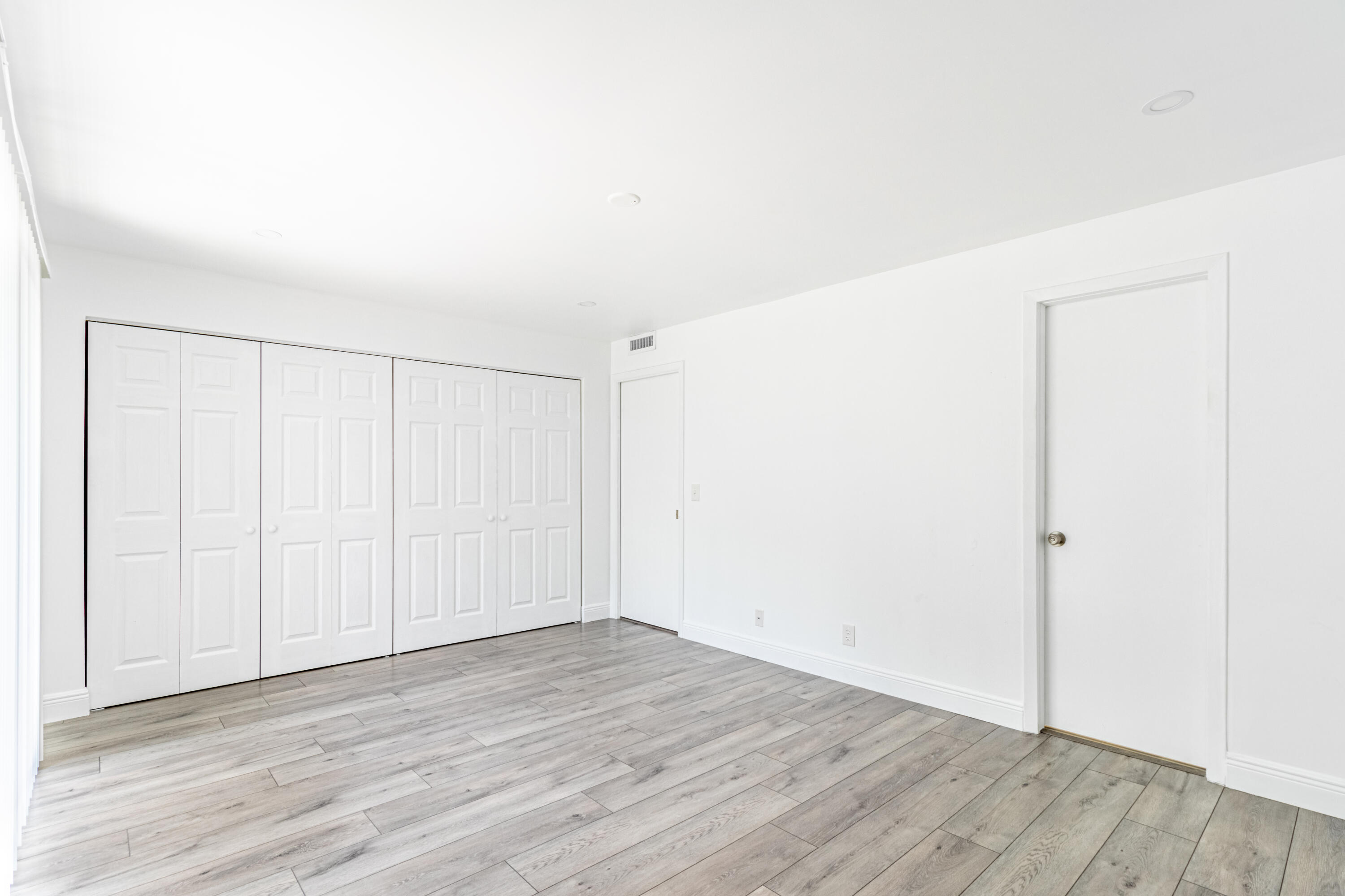 185 Mansfield F Boca Raton, FL 33434 - Photo 9 of 21 Bedroom