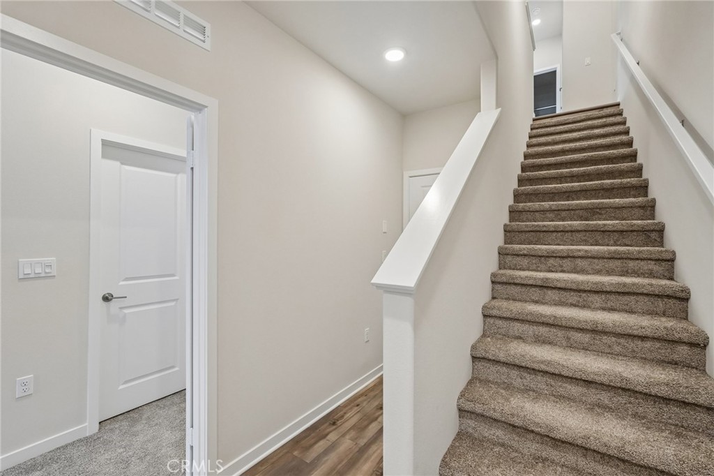 9542 Hannah Way Riverside, CA 92503 - Photo 25 of 35