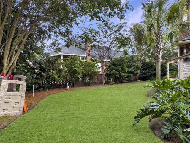 $895,000 | 102 Castle Harbor Drive, Summerville, SC 29483