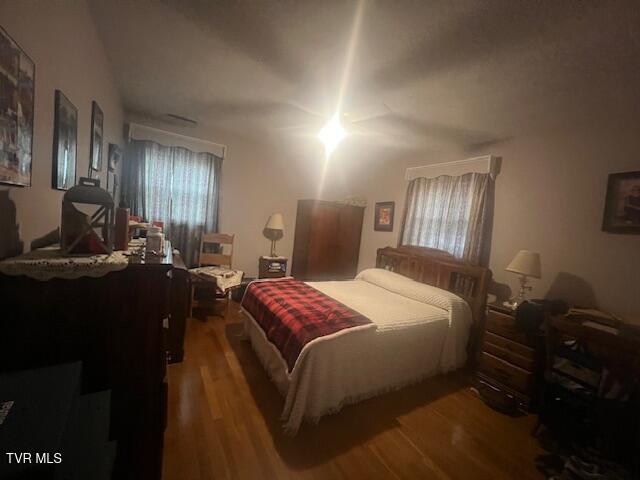 8 Hemlock Street Bristol, TN 37620 - Photo 11 of 26 IMG_5330