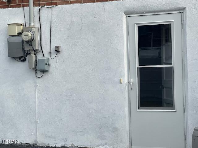 8 Hemlock Street Bristol, TN 37620 - Photo 19 of 26 IMG_5370