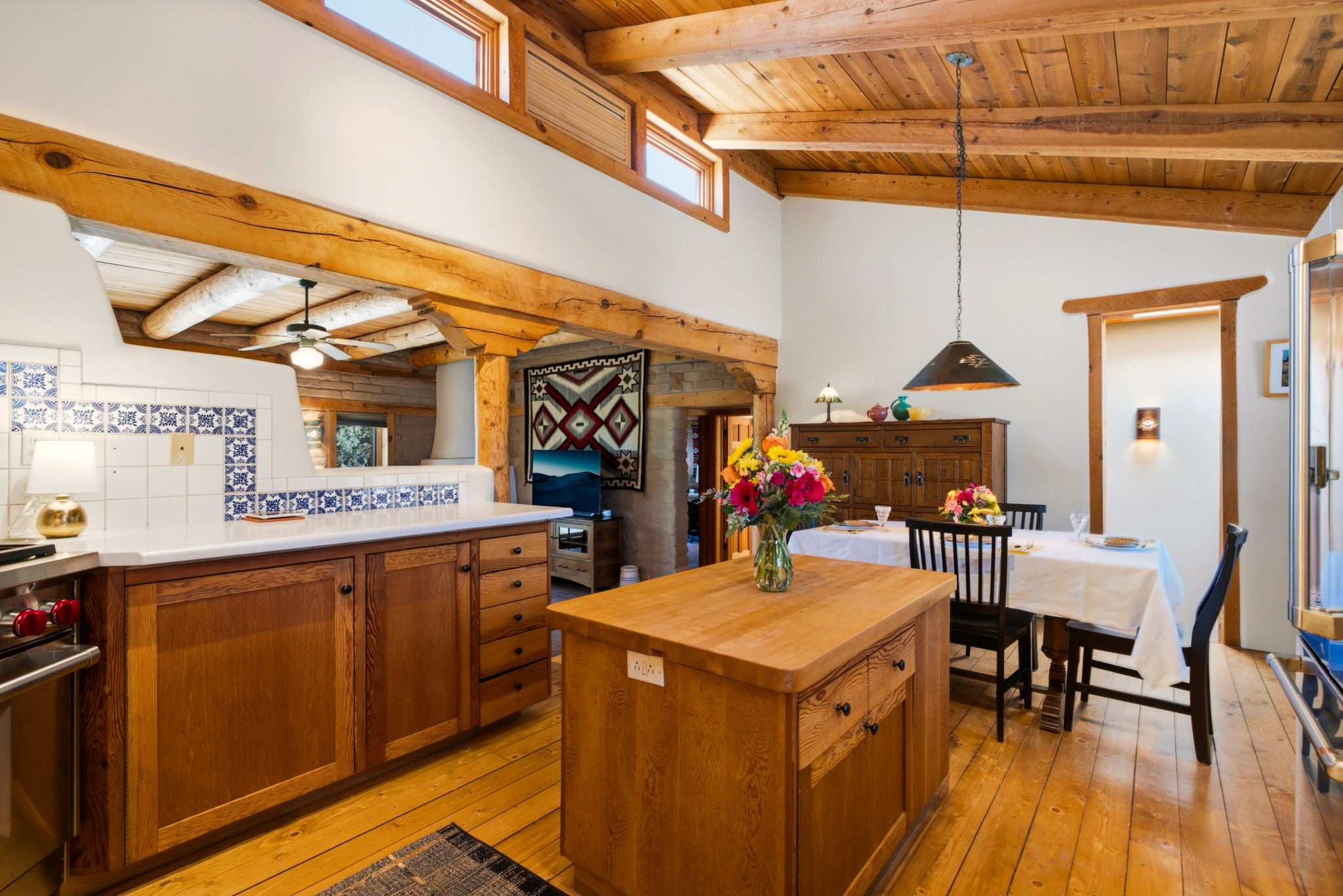 22 Mimosa Road Santa Fe, NM 87508 - Photo 10 of 51 Kitchen with clerestory windows