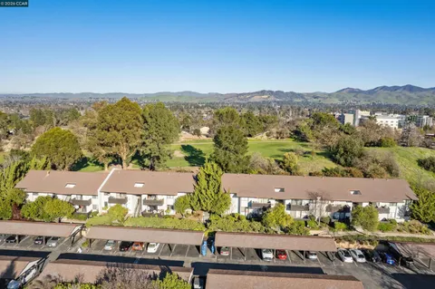 $348,000 | 1407 Marchbanks Drive, Unit 3, Walnut Creek, CA 94598