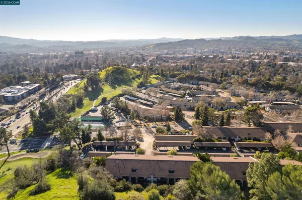$348,000 | 1407 Marchbanks Drive, Unit 3, Walnut Creek, CA 94598
