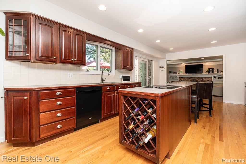 3182 Baypoint Drive Rochester, MI 48309 - Photo 13 of 50 3182 Baypoint_MLS-013.jpg