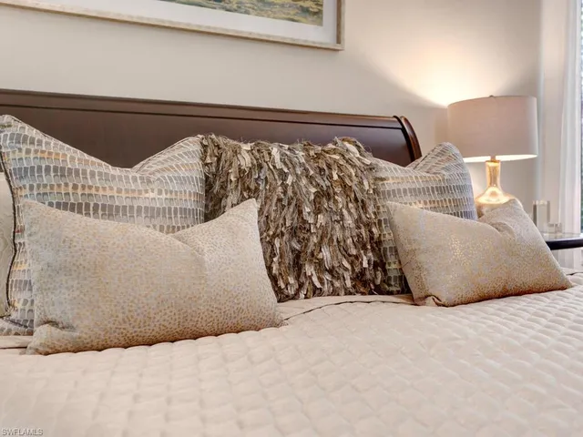 a view of a bed in the roof