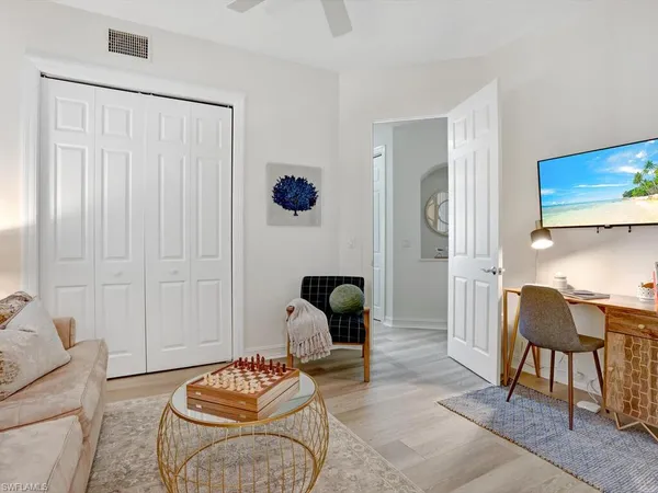 $6,500 | 2847 Tiburon Boulevard East, Unit 8101, Naples, FL 34109