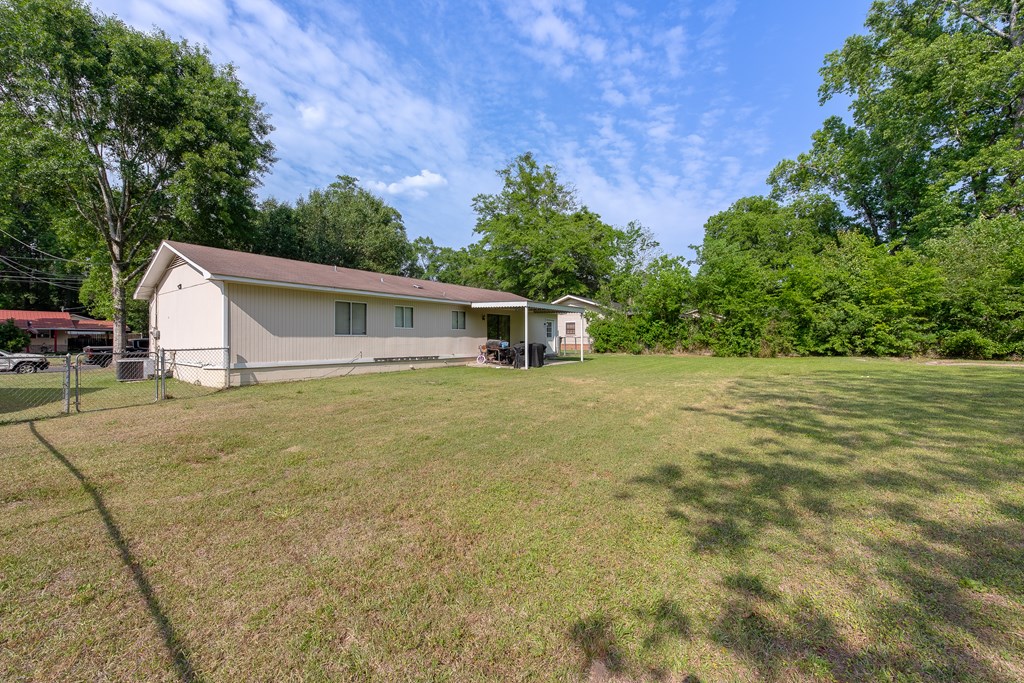 2310 Aberdeen Road Dothan, AL 36301 - Photo 10 of 32