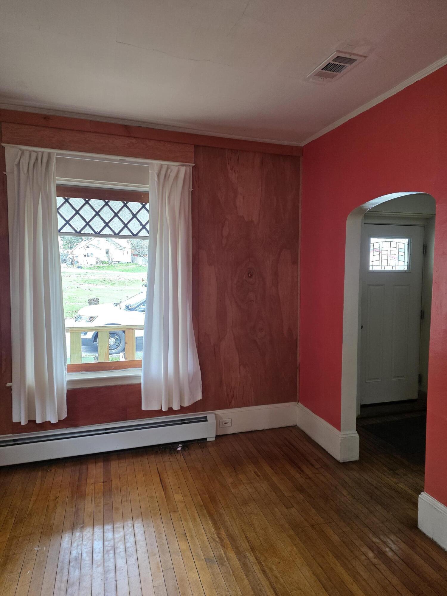 29 Princeton Street Bangor, ME 04401 - Photo 16 of 50 20260508_111405