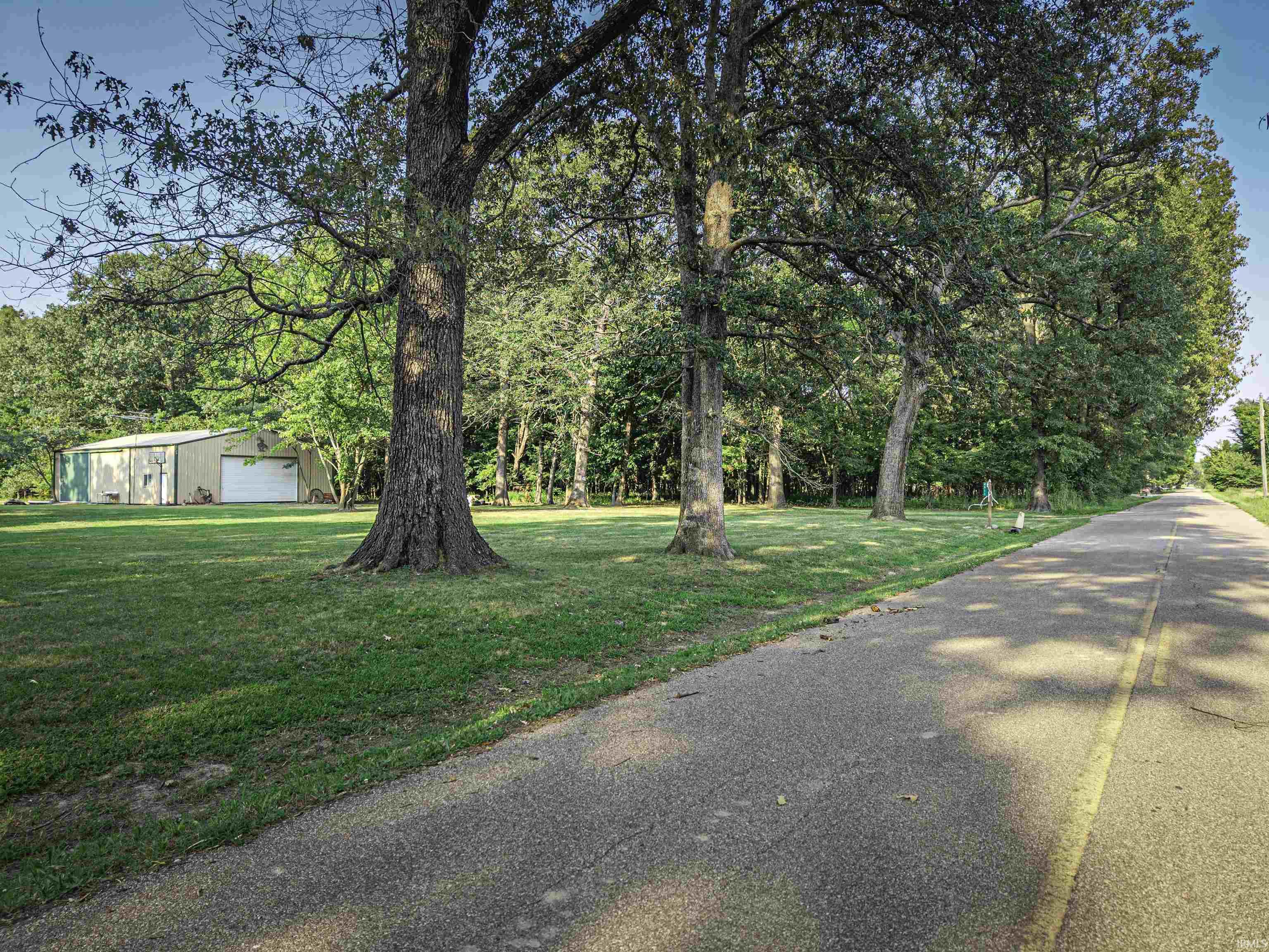 4911 Slim Pond Road Mount Vernon, IN 47620 - Photo 3 of 13 Gallery Image 3