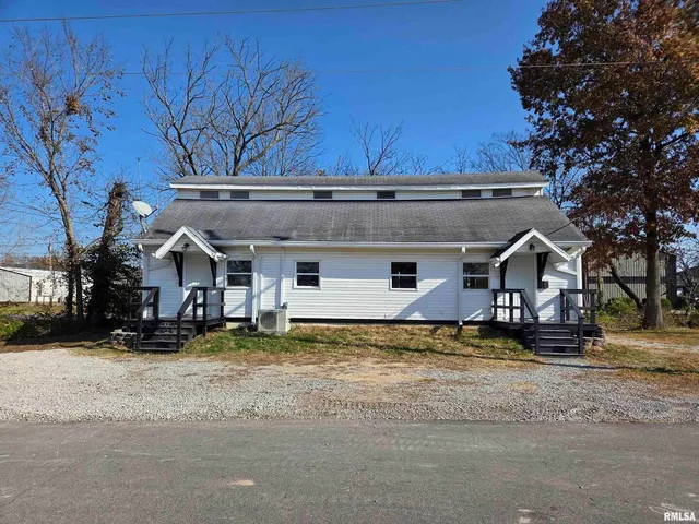 $147,500 | 1207 North Market Street, Marion, IL 62959