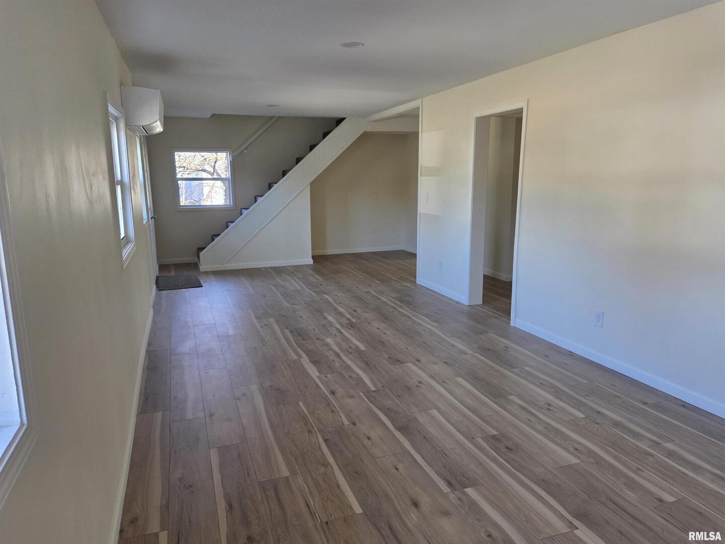 1207 North Market Street Marion, IL 62959 - Photo 7 of 20