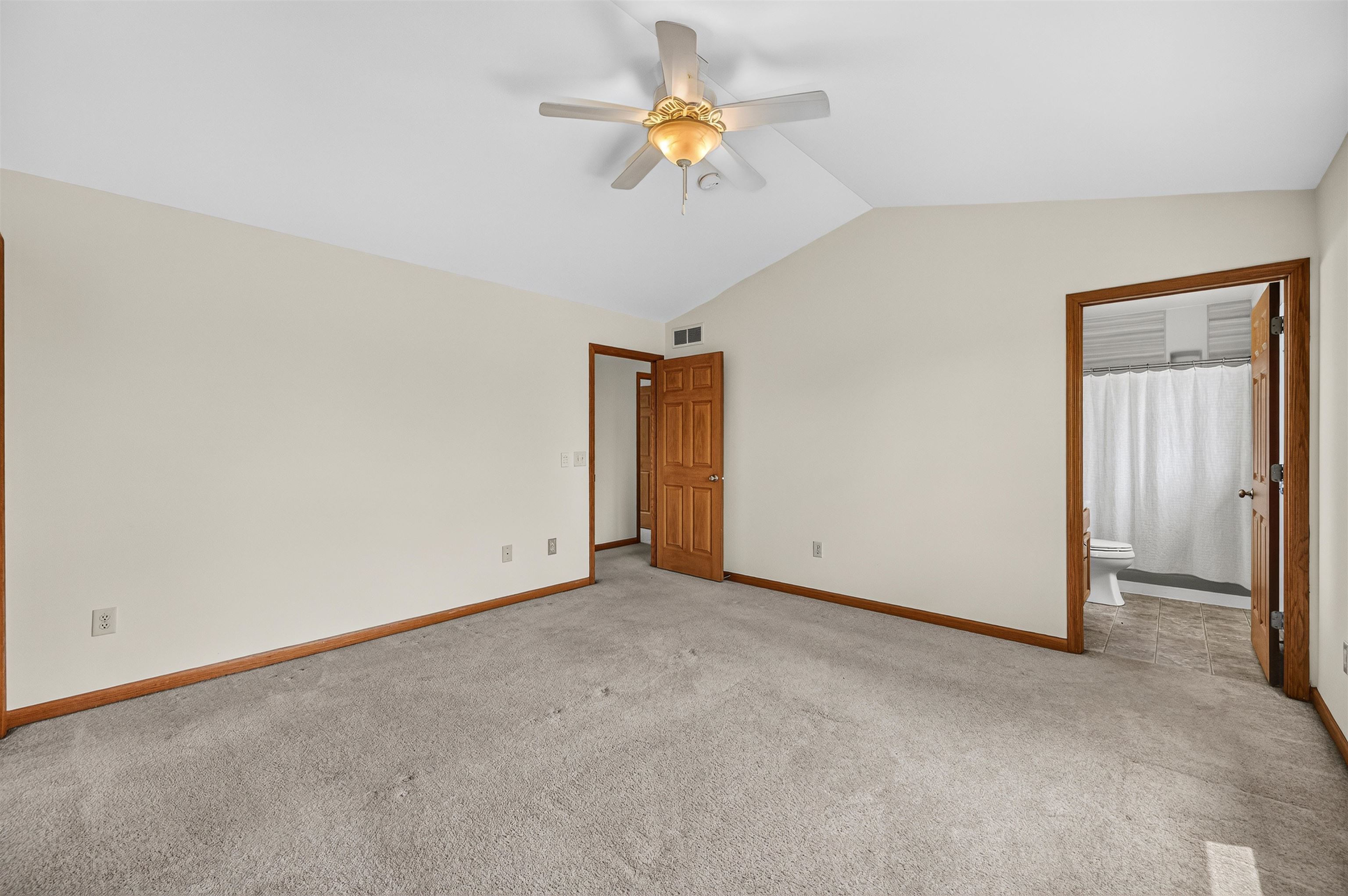 210 Rustic Drive Madison, WI 53718 - Photo 20 of 35
