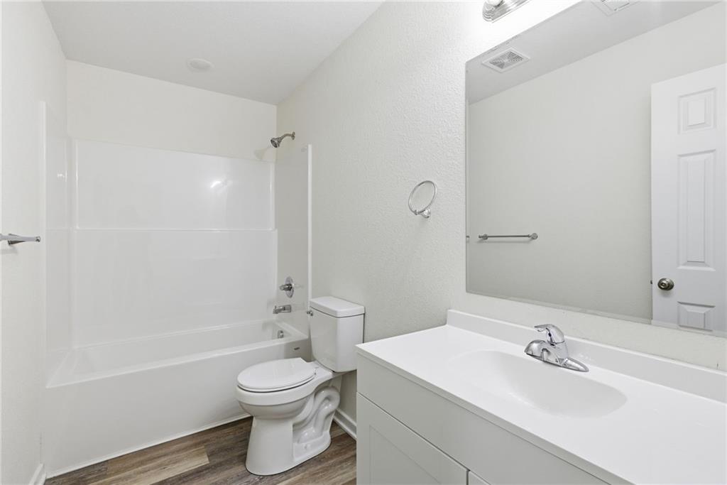 217 Polk Street Warrensburg, MO 64093 - Photo 11 of 21