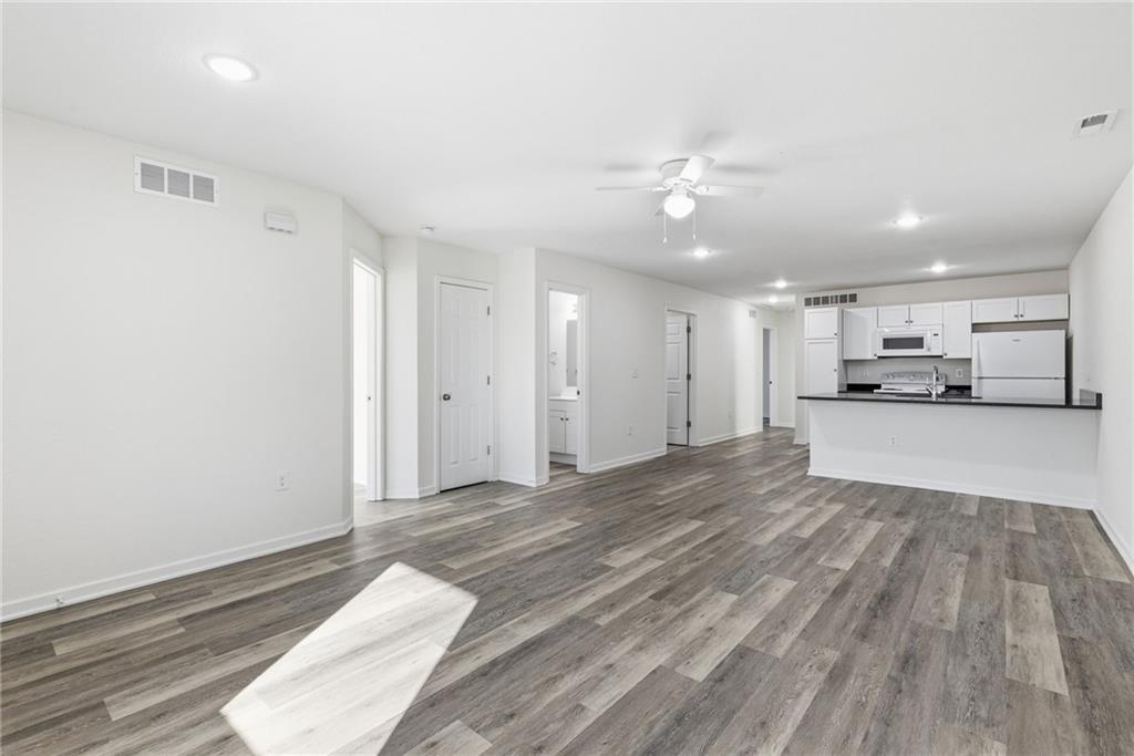 217 Polk Street Warrensburg, MO 64093 - Photo 4 of 21