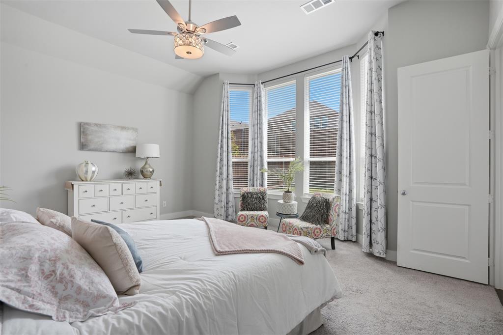 1915 Hillside Court Van Alstyne, TX 75495 - Photo 20 of 36