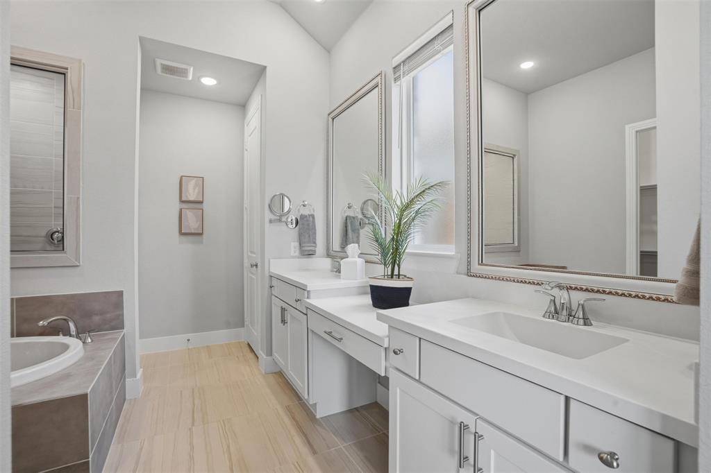 1915 Hillside Court Van Alstyne, TX 75495 - Photo 21 of 36