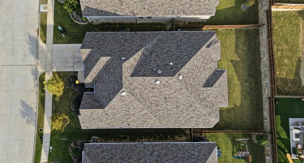 1915 Hillside Court Van Alstyne, TX 75495 - Photo 33 of 36