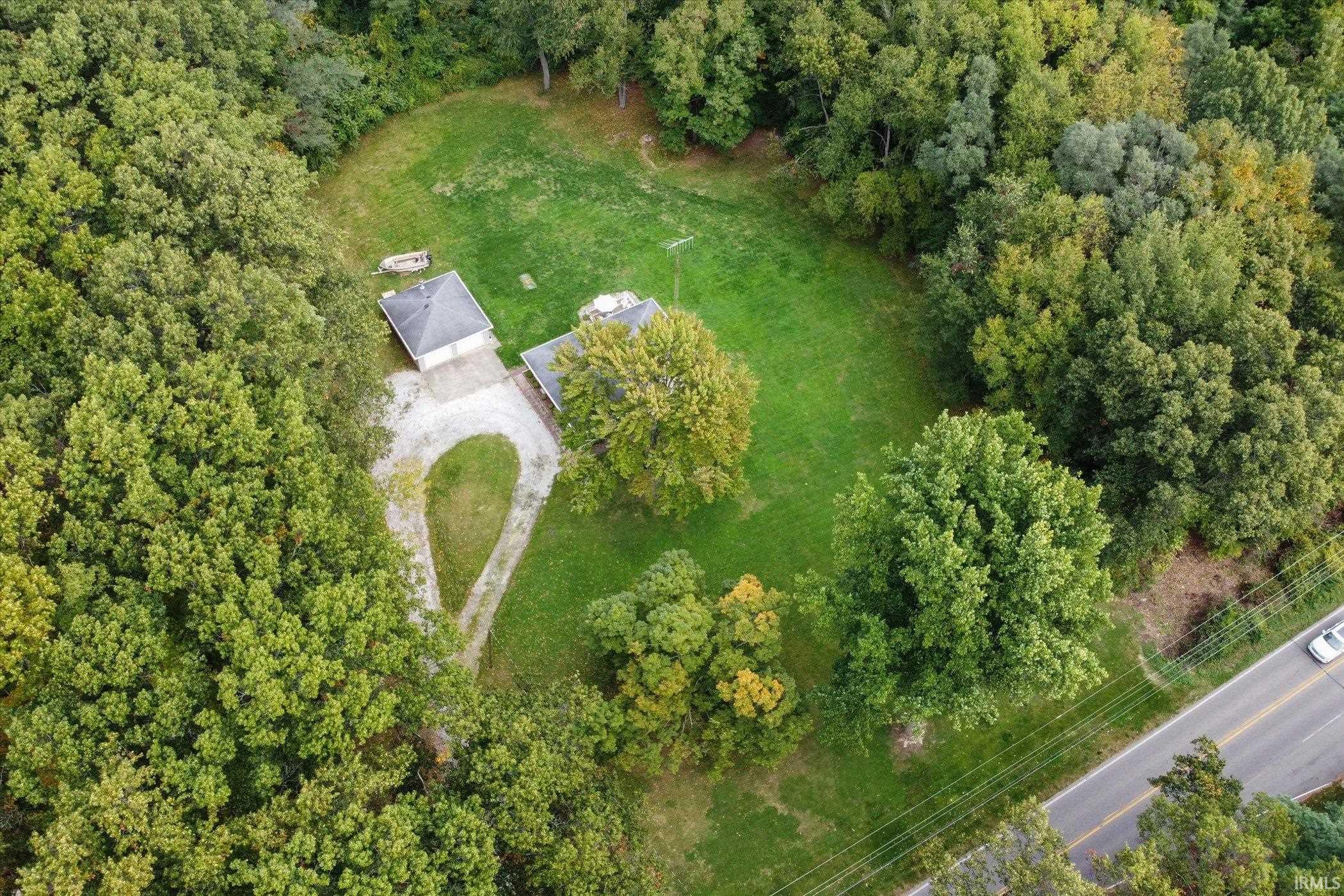 16901 Brick Road Granger, IN 46530 - Photo 5 of 35