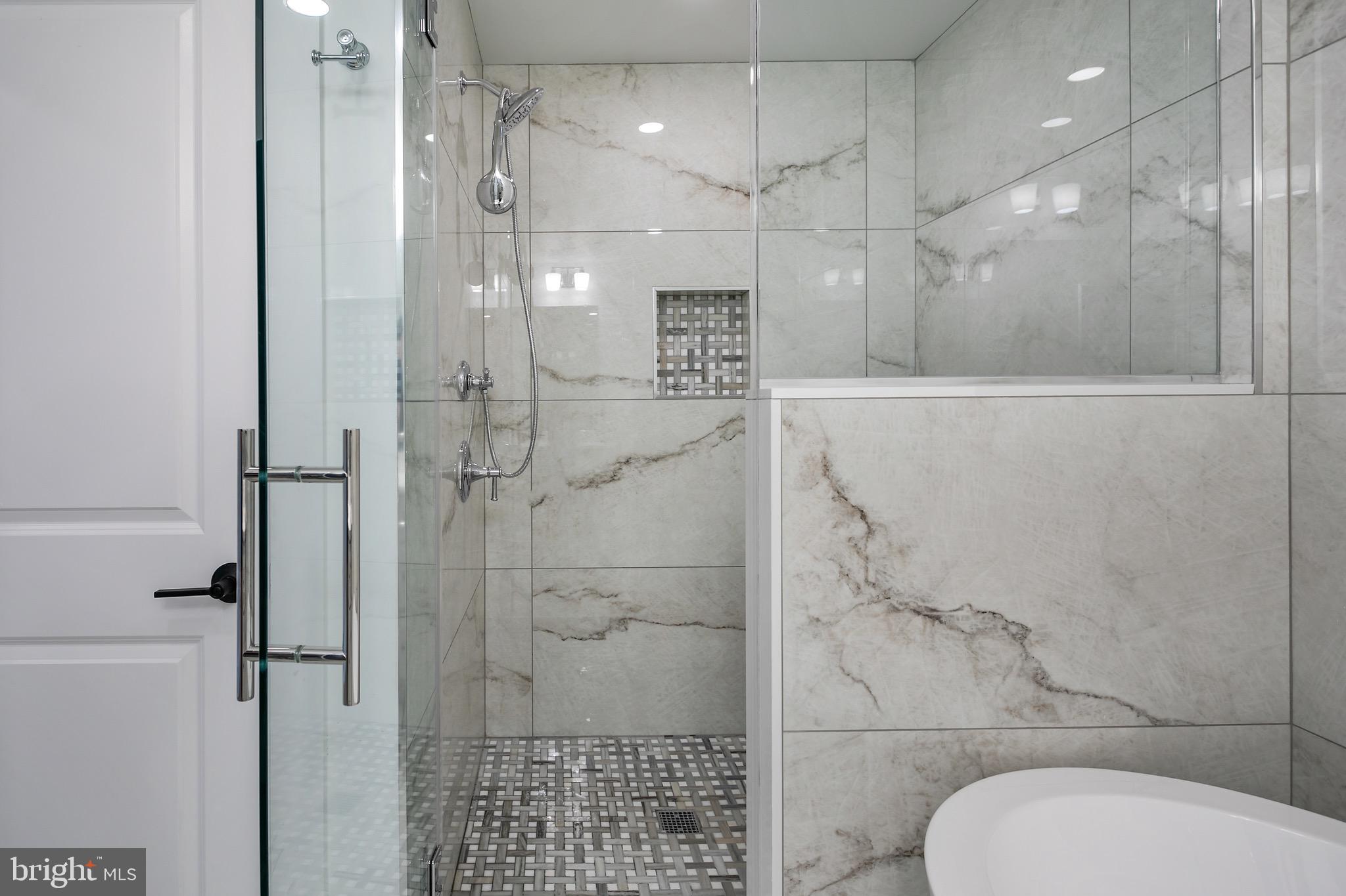 3719 R Street Northwest Washington, DC 20007 - Photo 4 of 4