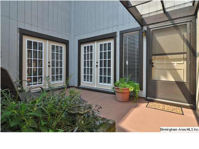 3350 Altamont Road South, Unit D13 Birmingham, AL 35205 - Photo 4 of 24