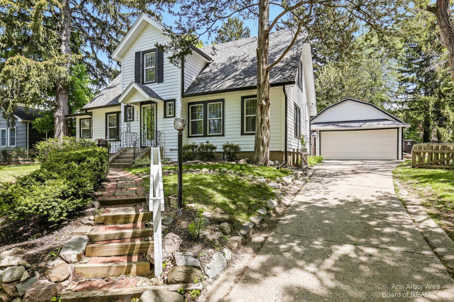 2209 Ferdon Road Ann Arbor, MI 48104 - Photo 1 of 52 Photo 1