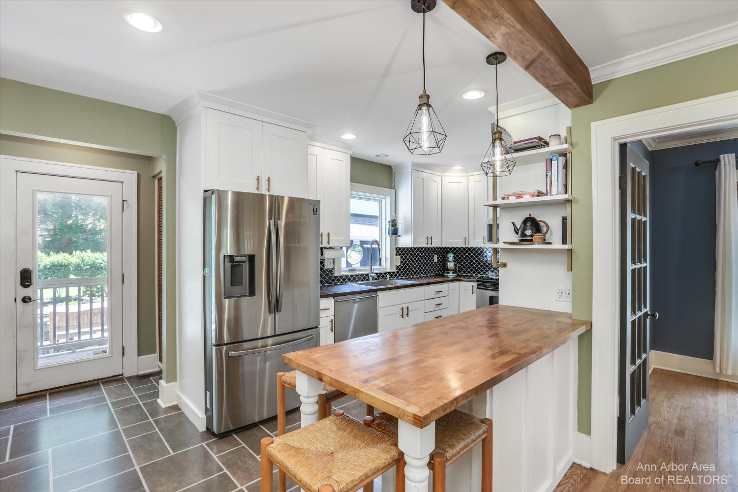 2209 Ferdon Road Ann Arbor, MI 48104 - Photo 15 of 52 Photo 15