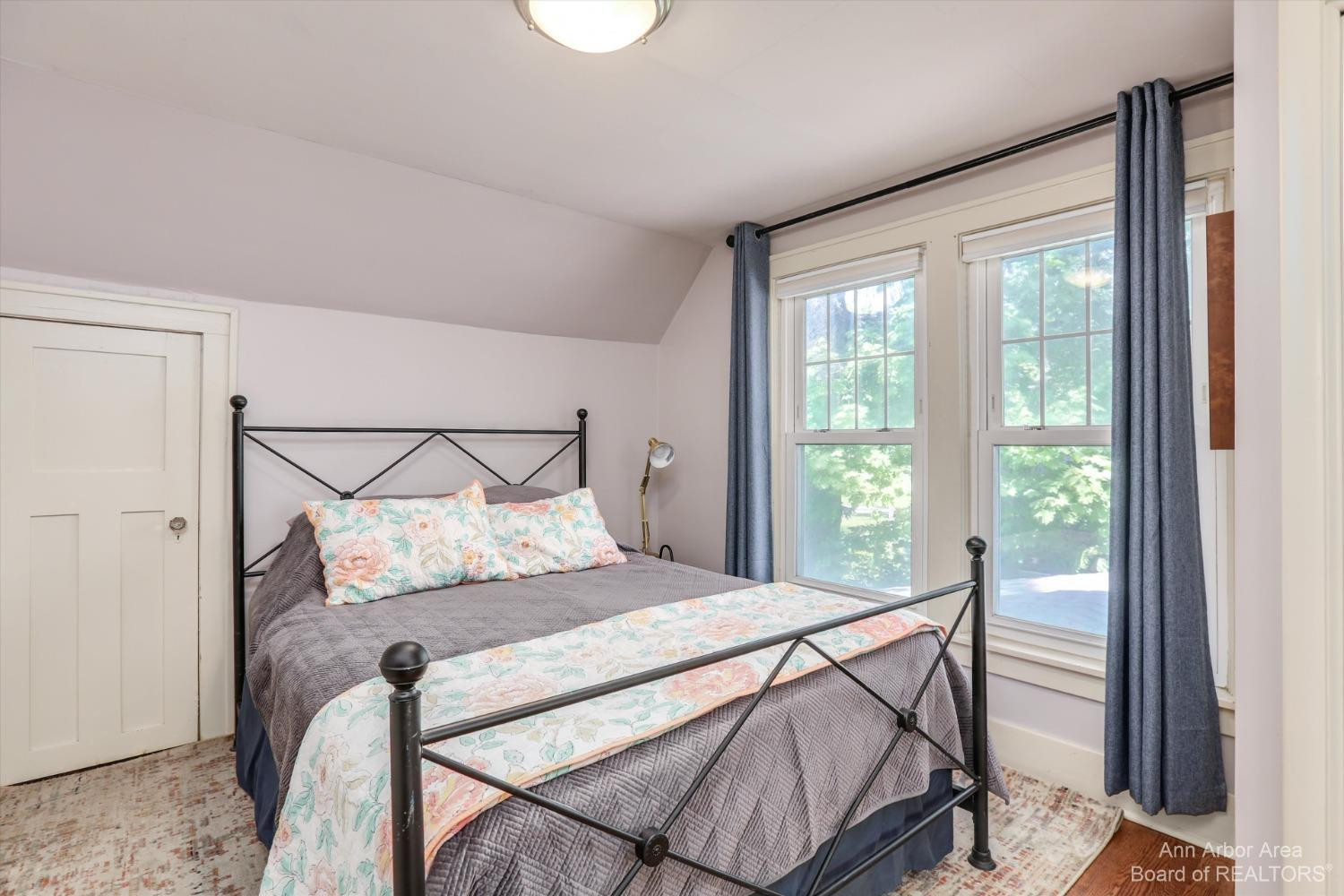 2209 Ferdon Road Ann Arbor, MI 48104 - Photo 26 of 52 Bedroom with ensuite