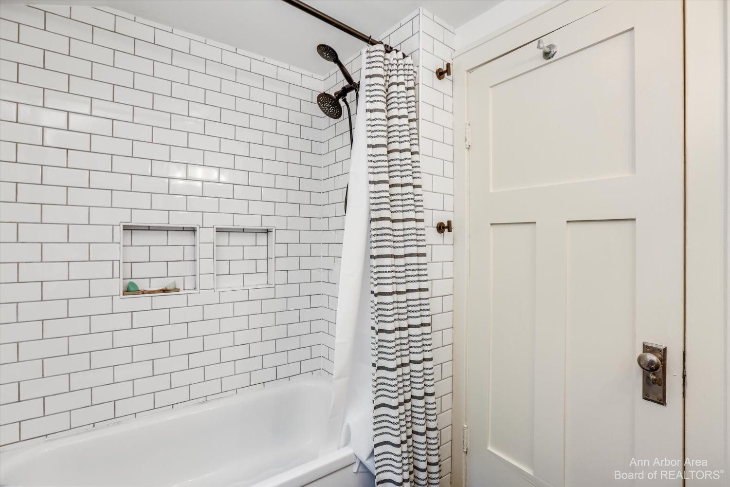 2209 Ferdon Road Ann Arbor, MI 48104 - Photo 32 of 52 Photo 32
