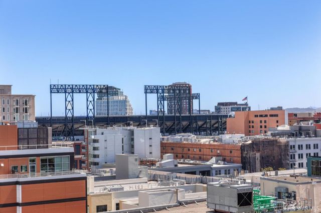 a picture of city view