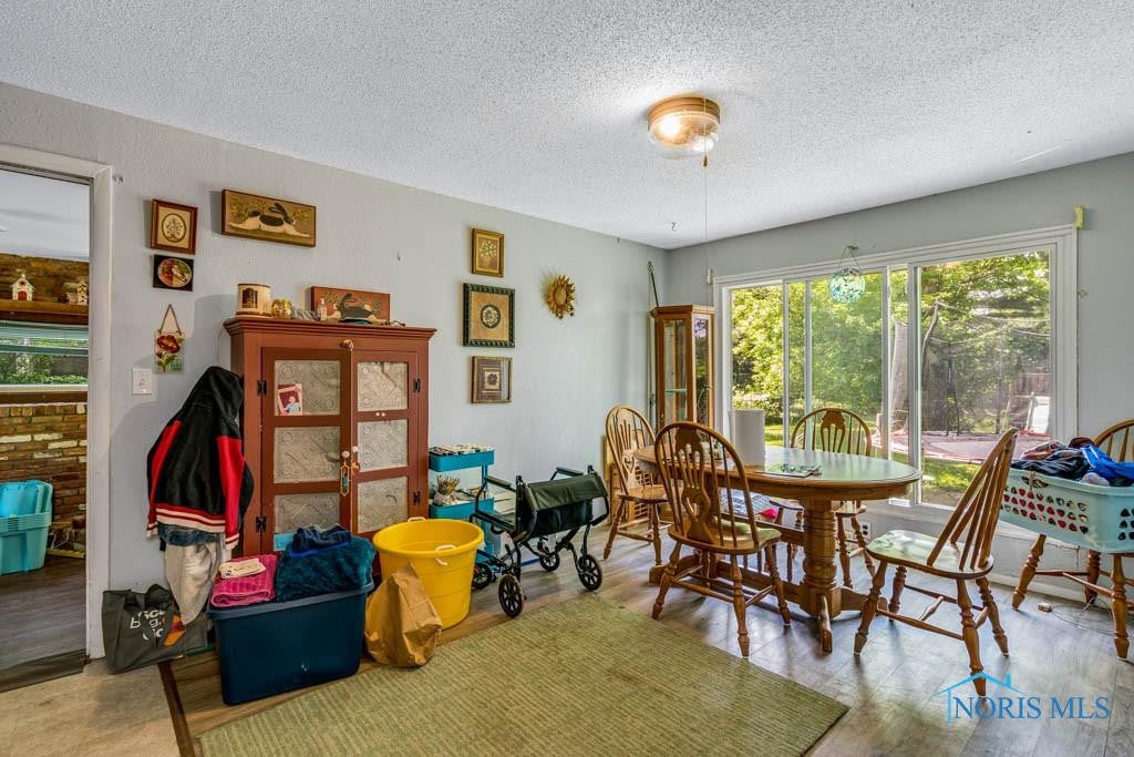 1115 Vanderbilt Road Toledo, OH 43615 - Photo 9 of 31 Gallery Image 9