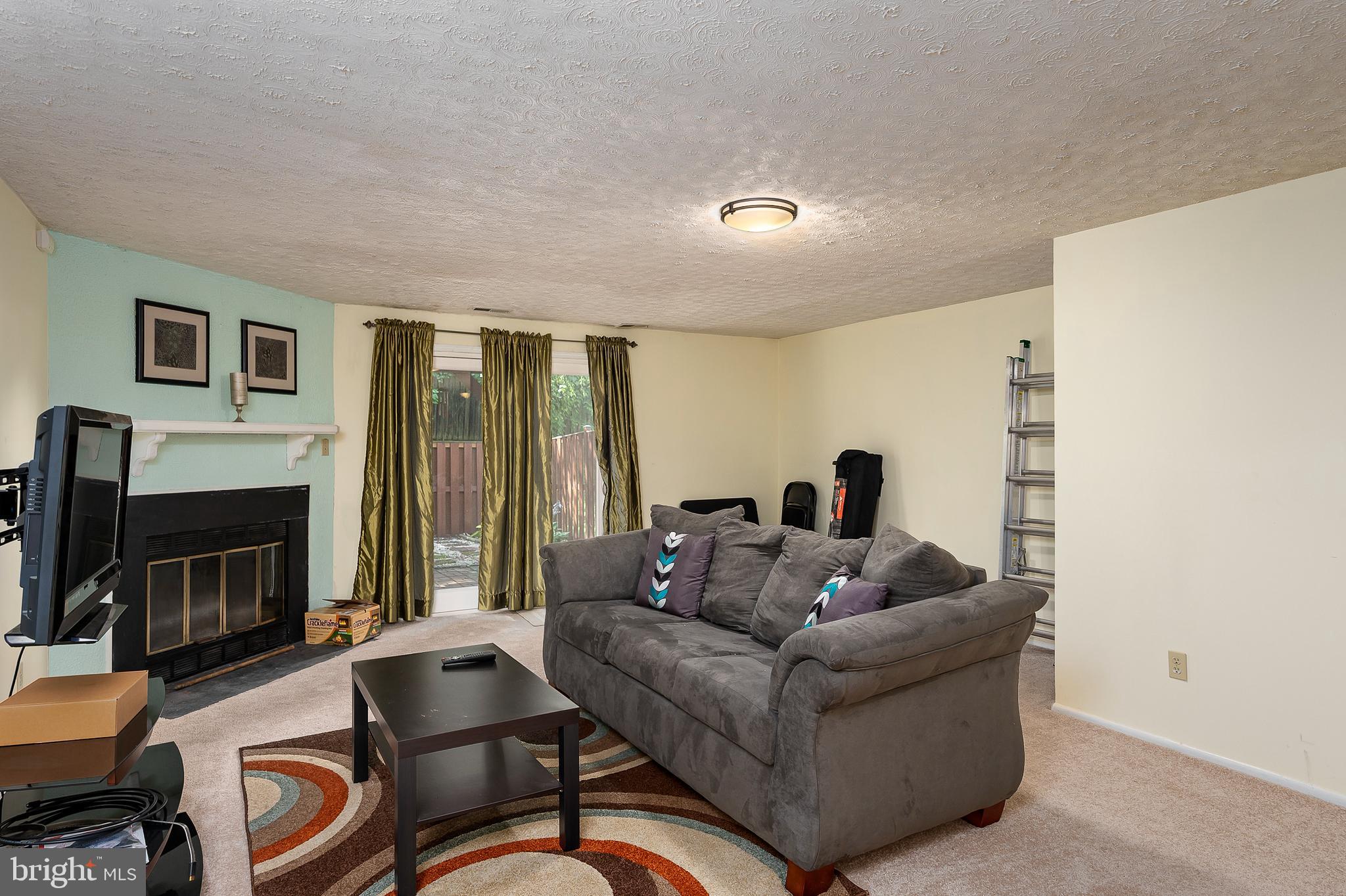 2410 Potterfield Road Baltimore, MD 21244 - Photo 24 of 31 Family Room