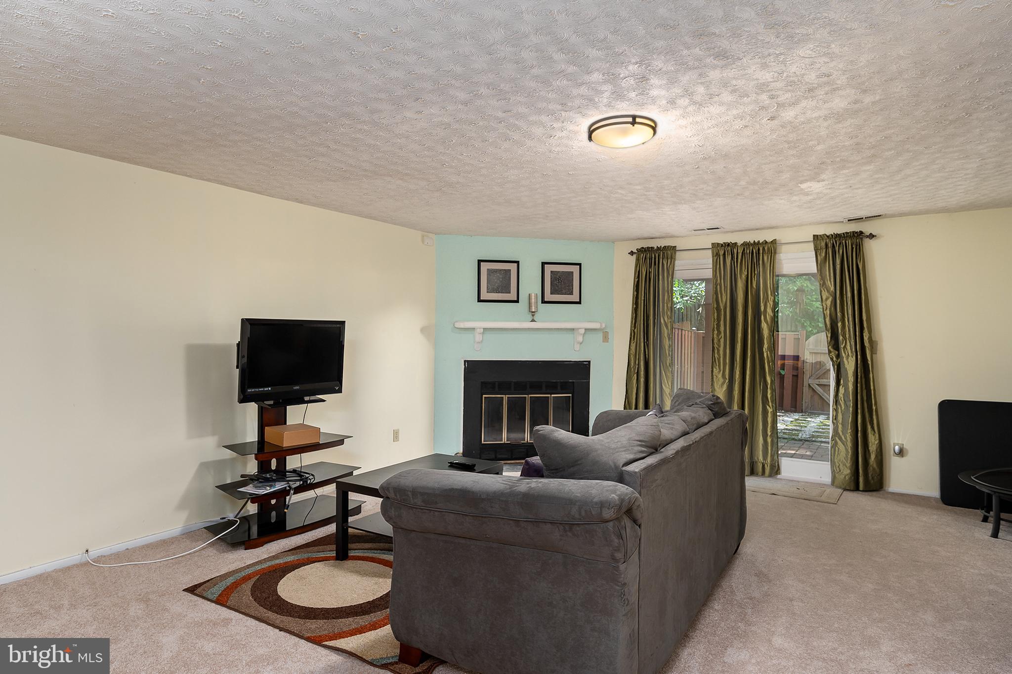 2410 Potterfield Road Baltimore, MD 21244 - Photo 25 of 31 Family Room (alt view)
