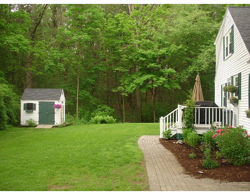 16 Masconomet Road Ipswich, MA 01938 - Photo 3 of 6